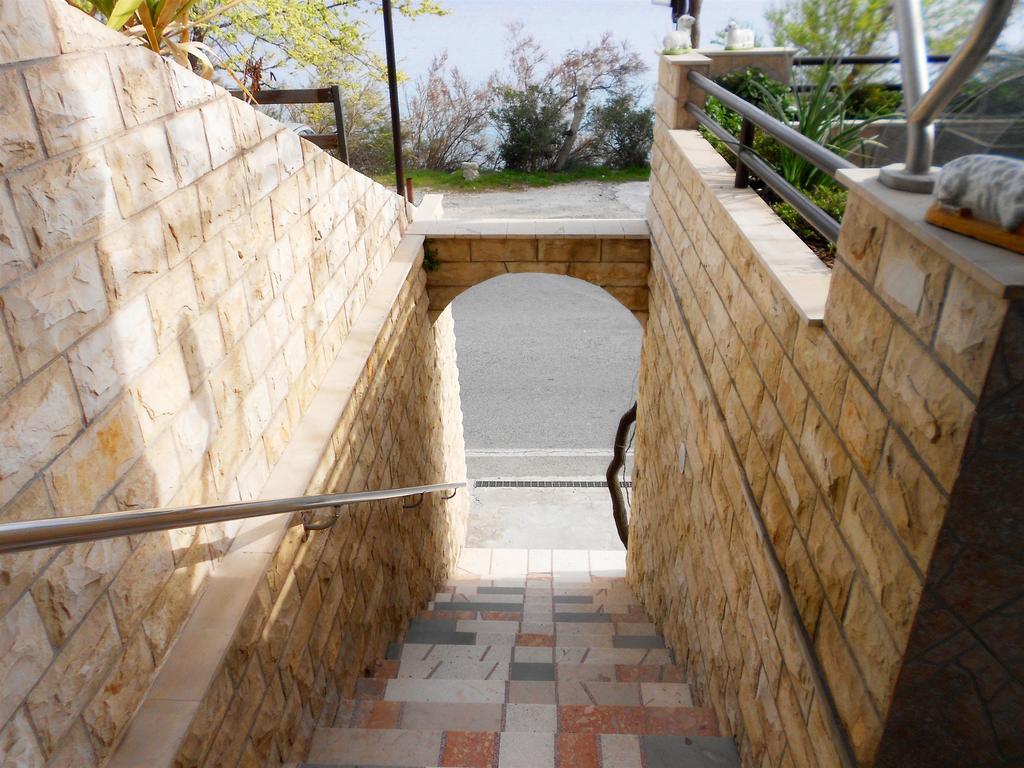 Apartments Anka Duće المظهر الخارجي الصورة